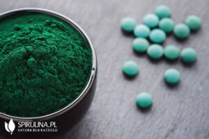 Jak zażywać Spirulinę? Ile razy dziennie i po ile tabletek?