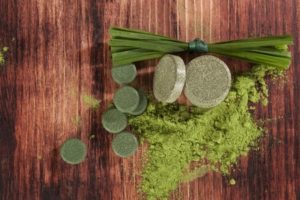 Chlorella, Spirulina czy jęczmień