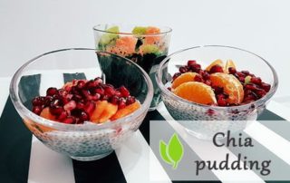 Pudding z Chia, owocami i Spiruliną