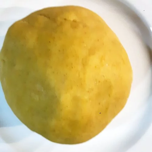 Ciasto kruche ze śliwkami