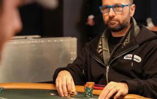 Jak najlepsi pokerzyści mogą poprawić koncentrację i wytrzymałość psychiczną bez pigułek